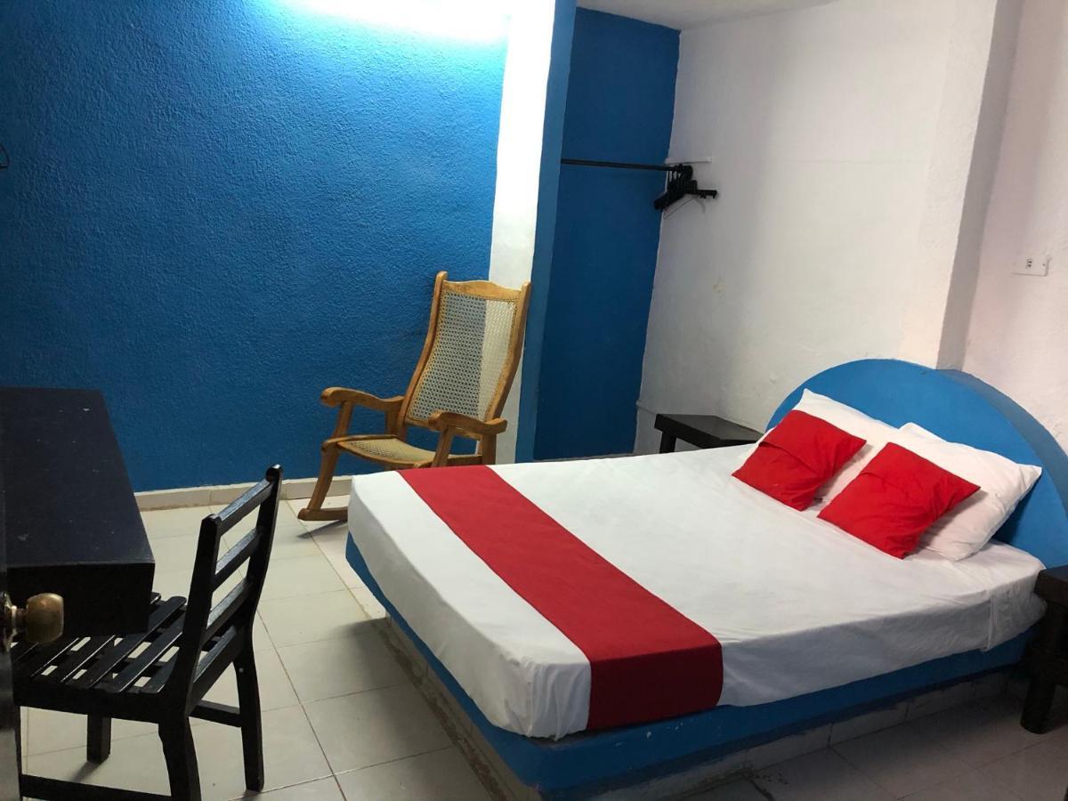 OYO Hotel Aventura Mérida Exterior foto