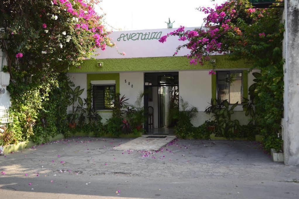 OYO Hotel Aventura Mérida Exterior foto